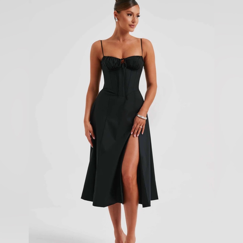 BABYBOO DEANNA MIDI DRESS - BLACK NWT house of cb dupe